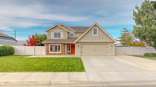 spacious-andamp-move-in-re-308 S Mckinley Place, Kennewick, WA, 99336 | Card Image