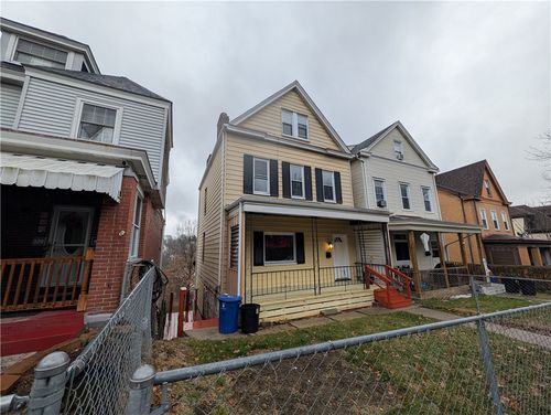 126 E Meyers St, Pittsburgh, PA, 15210-3751 | Card Image