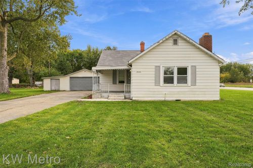 31245 Beverly Rd, Romulus, MI, 48174-2035 | Card Image