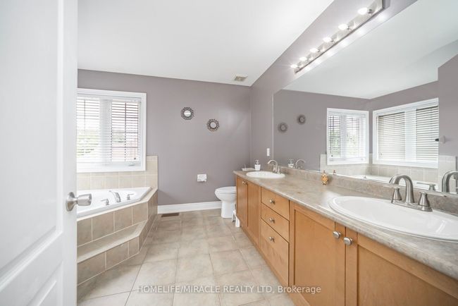 2 Roycrest St, House other with 7 bedrooms, 4 bathrooms and 4 parking in Brampton ON | Image 26
