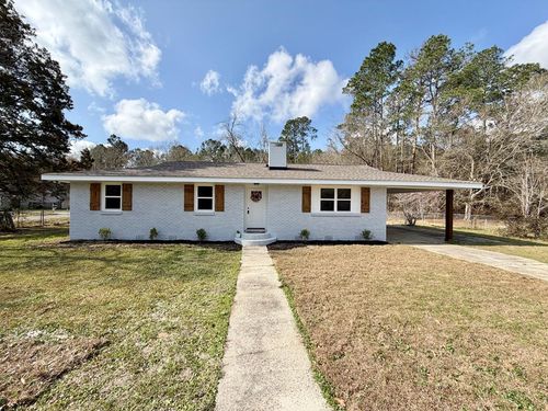 818 Cedar Grove Ave, Picayune, MS, 39466-5630 | Card Image