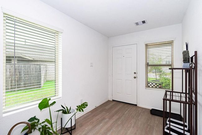 5050 Hurston Park Trl, House other with 3 bedrooms, 2 bathrooms and 2 parking in Fresno TX | Image 6