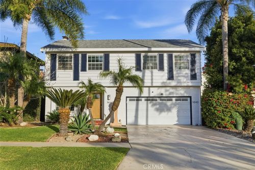3640 Pine Ave, Long Beach, CA, 90807-3843 | Card Image