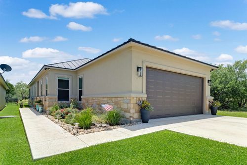 317 Parallel Cir, Horseshoe Bay, TX, 78657-6318 | Card Image