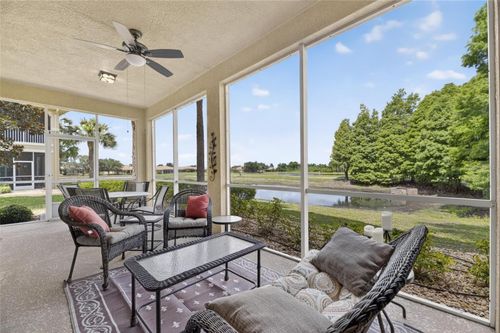 1423 Emerald Dunes Dr, SUN CITY CENTER, FL, 33573-4430 | Card Image