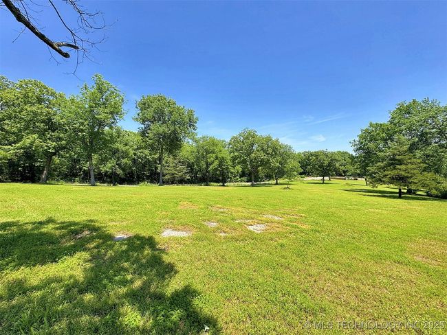 20413 Allen Rd, House other with 2 bedrooms, 2 bathrooms and null parking in Tahlequah OK | Image 77