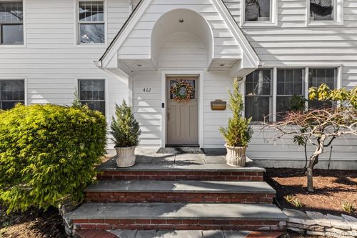 467 Highbrook Ave, Pelham, NY, 10803-2225 | Card Image