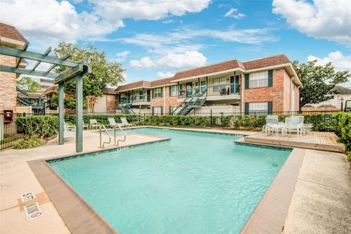 6-845 Augusta Dr, Houston, TX, 77057-2056 | Card Image