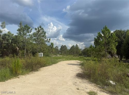 2432 54th Ave Ne, NAPLES, FL, 34120-8414 | Card Image