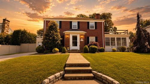 2305 Coventry Rd, Baldwin, NY, 11510-3008 | Card Image