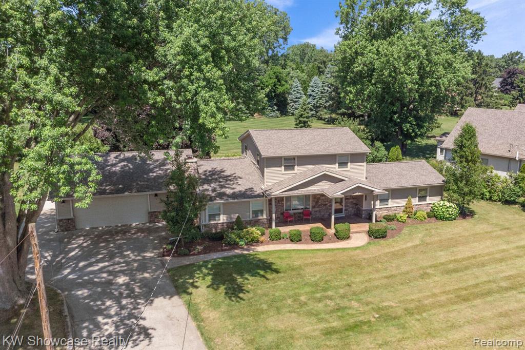 Kingsway Dr, Highland, MI 48356 #1