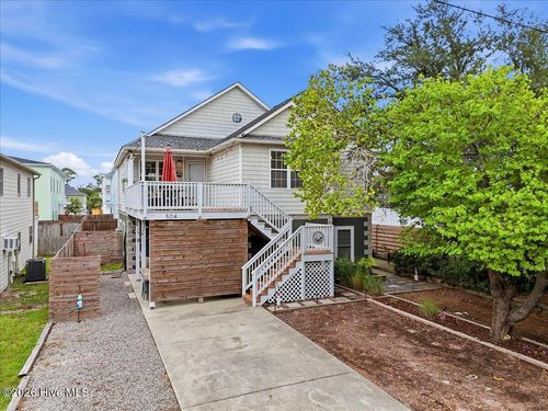 504 Augusta Ave, Carolina Beach, NC, 28428-5201 | Card Image