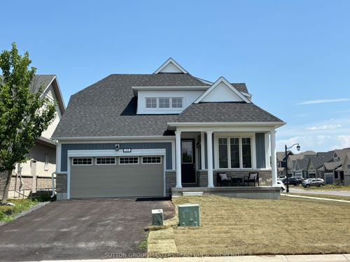 35 Country Club Dr, Bath, ON, K0H1G0 | Card Image
