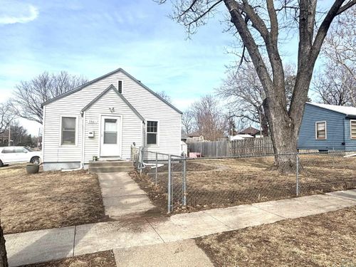 3301 Garretson Ave, Sioux City, IA, 51106-2340 | Card Image