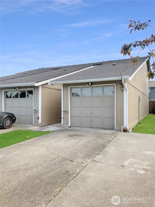 5807 March Ln, Sumner, WA, 98390-2788 | Card Image