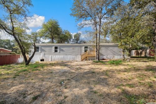 4514 Indian Spgs, Elmendorf, TX, 78112-6296 | Card Image