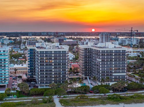 n10f-9595 Collins Ave, Surfside, FL, 33154-2618 | Card Image