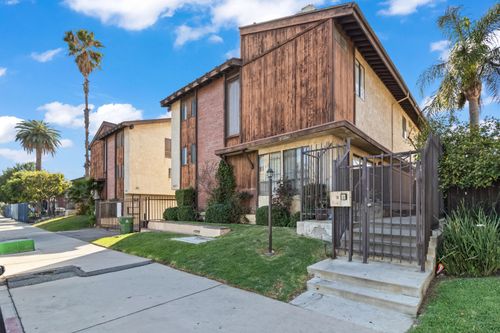 13-8933 Willis Avenue, Panorama City, CA, 91402 | Card Image