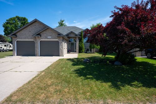 497 Buckby Lane, Port Elgin, ON, N0H2C1 | Card Image