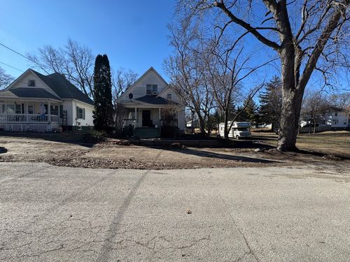 113 S Isabella St, Clinton, IL, 61727-2030 | Card Image