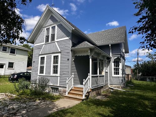 5942 N 84th Street, Milwaukee, WI, 53225 | Card Image