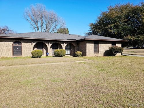 2300 Chappell Dr, Montgomery, AL, 36108-2656 | Card Image