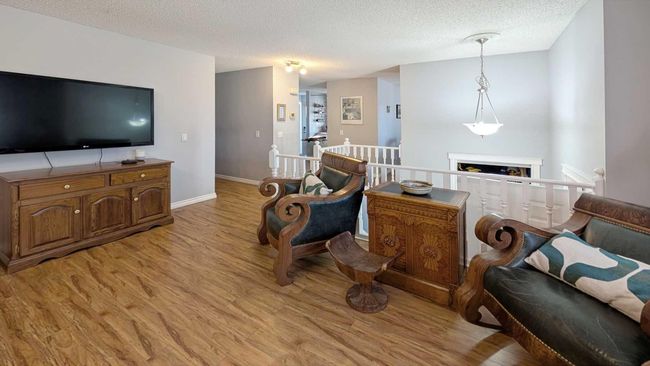 3503 Cedarille Drive Sw, House other with 5 bedrooms, 2 bathrooms and 2 parking in Calgary AB | Image 6