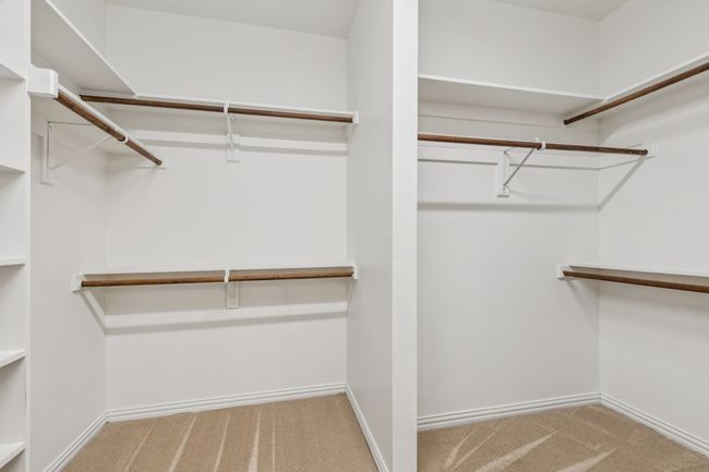 Large walk-in close in the primary suite | Image 24