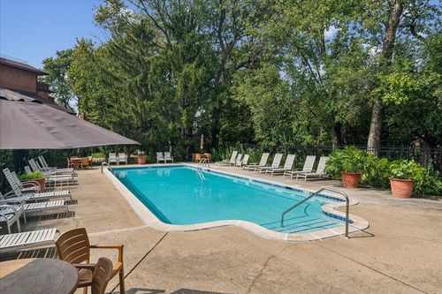 apt-4-706 Waukegan Rd, Glenview, IL, 60025-4366 | Card Image