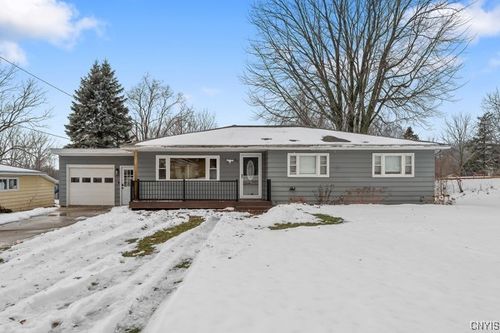 25 Franklin Ave, Oswego, NY, 13126-1755 | Card Image