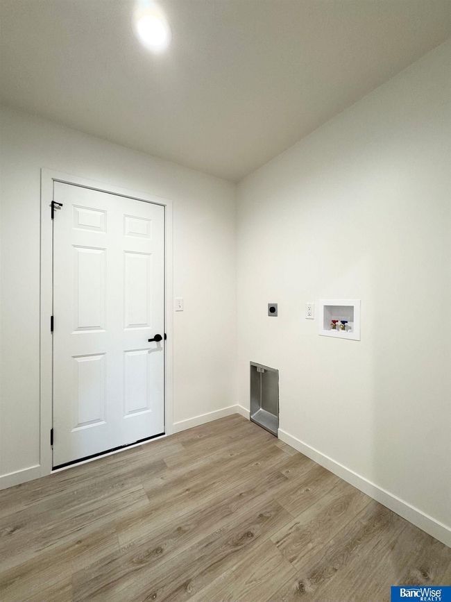 959 S Columbia Ave, House other with 3 bedrooms, 2 bathrooms and 2 parking in Seward NE | Image 12