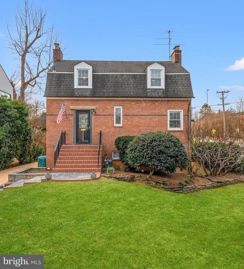 3214 19th Rd N, Arlington, VA, 22201-5217 | Card Image