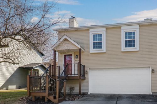 2739 Arrowhead Dr, Bloomington, IL, 61704-2549 | Card Image