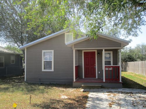 506 E Sarah St, Beeville, TX, 78102-6808 | Card Image
