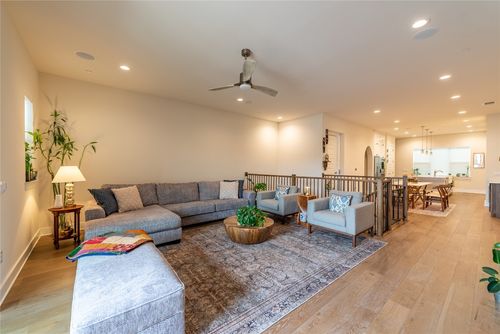 4007 Manifest Ln, Austin, TX, 78731-4402 | Card Image