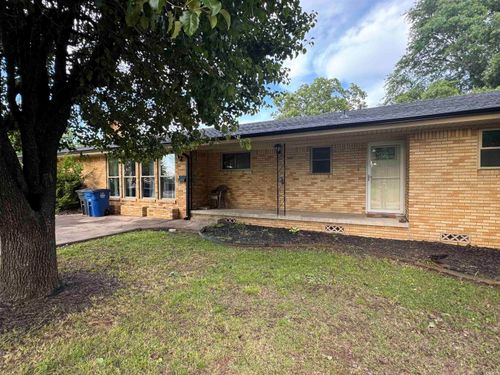 4410 Ridge Rd, North Little Rock, AR, 72116-8154 | Card Image