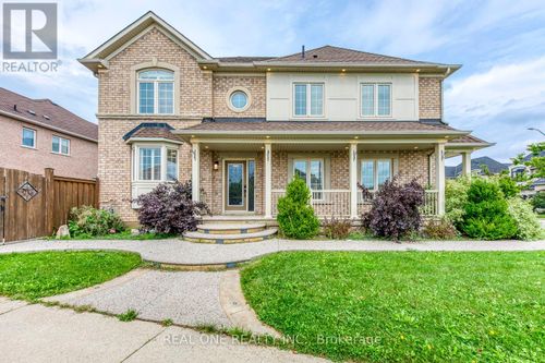 4201 Prudham Ave, Burlington, ON, L7M0N1 | Card Image