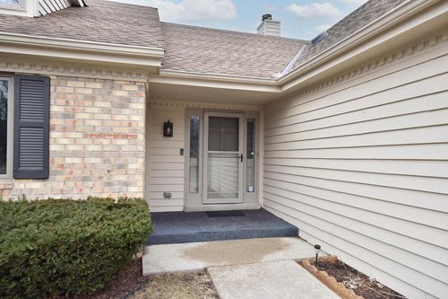 5458 Wild Cherry Circle, Greendale, WI, 53129 | Card Image