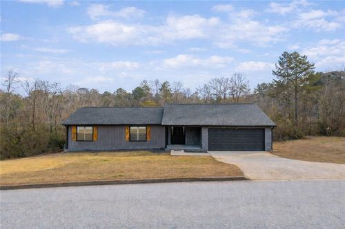 1786 Dunbarton Dr, Lithonia, GA, 30058-5508 | Card Image