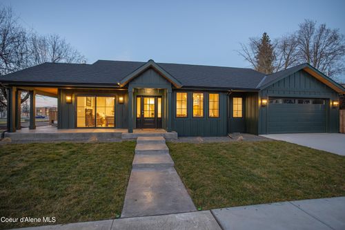 721 W Garden Ave, Coeur D Alene, ID, 83814-2120 | Card Image