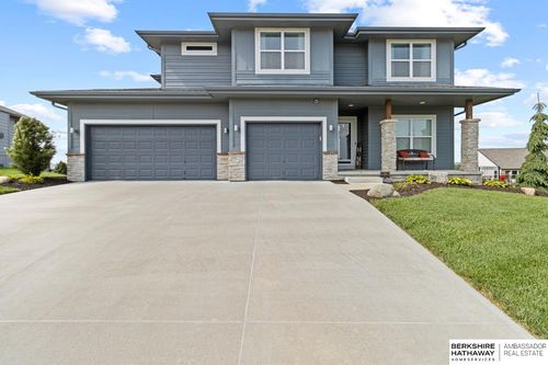 9964 S 105th Ave, Papillion, NE, 68046-5691 | Card Image