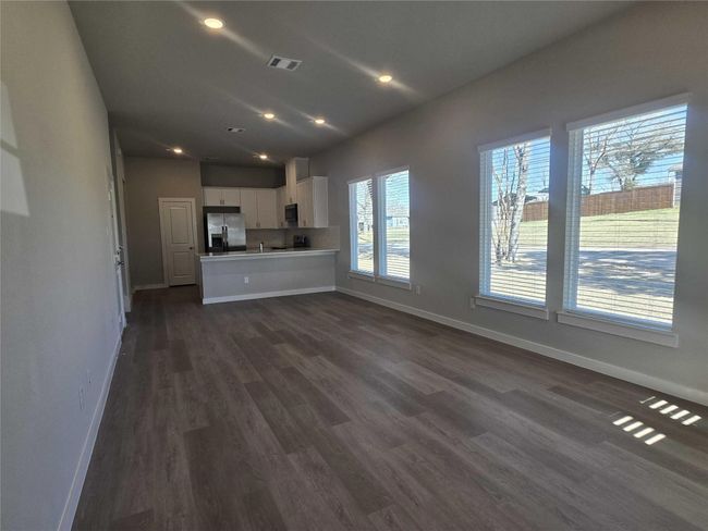331 E Hull St, House other with 6 bedrooms, 6 bathrooms and null parking in Denison TX | Image 7