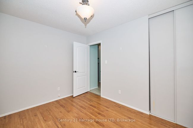 1383 Garrison Rd, House other with 3 bedrooms, 2 bathrooms and 8 parking in Fort Erie ON | Image 11