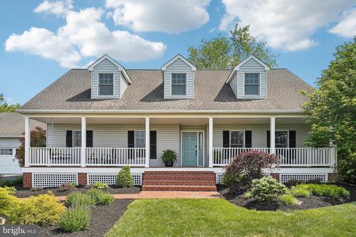 8503 Memorial Dr, GREEN LANE, PA, 18054-2035 | Card Image