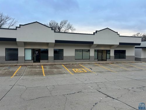 2001 Hamilton Blvd, Sioux City, IA, 51104-4142 | Card Image