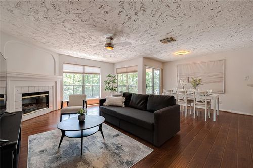 2-8051 Bay Branch Dr, The Woodlands, TX, 77382-5349 | Card Image