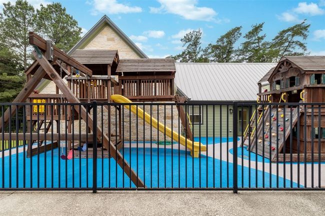 17042 State Highway 21 E, Home with 7 bedrooms, 9 bathrooms and 3 parking in Grapeland TX | Image 38