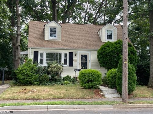 260 Merchants Ave, South Plainfield, NJ, 07080-3527 | Card Image