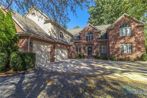 7442 Finchwood Ln, Toledo, OH, 43617-2318 | Card Image