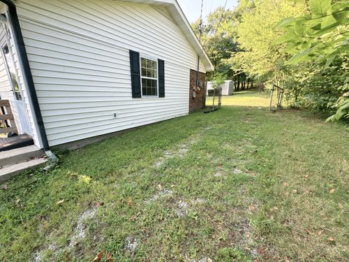 7 Switchboard Rd, Brush Creek, TN, 38547-5056 | Card Image